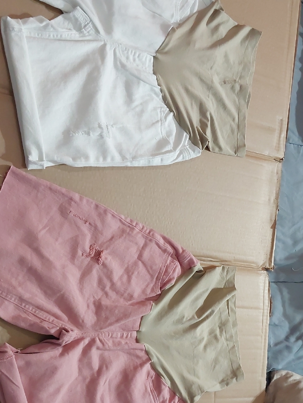Savi Parker New York Two Pair White And Pink Maternity Shorts